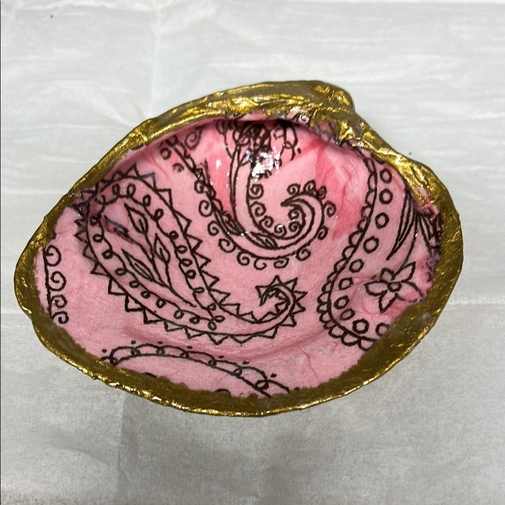 Handcrafted Pink Paisley Decoupage Shell Trinket Dish Gold Trim Coastal